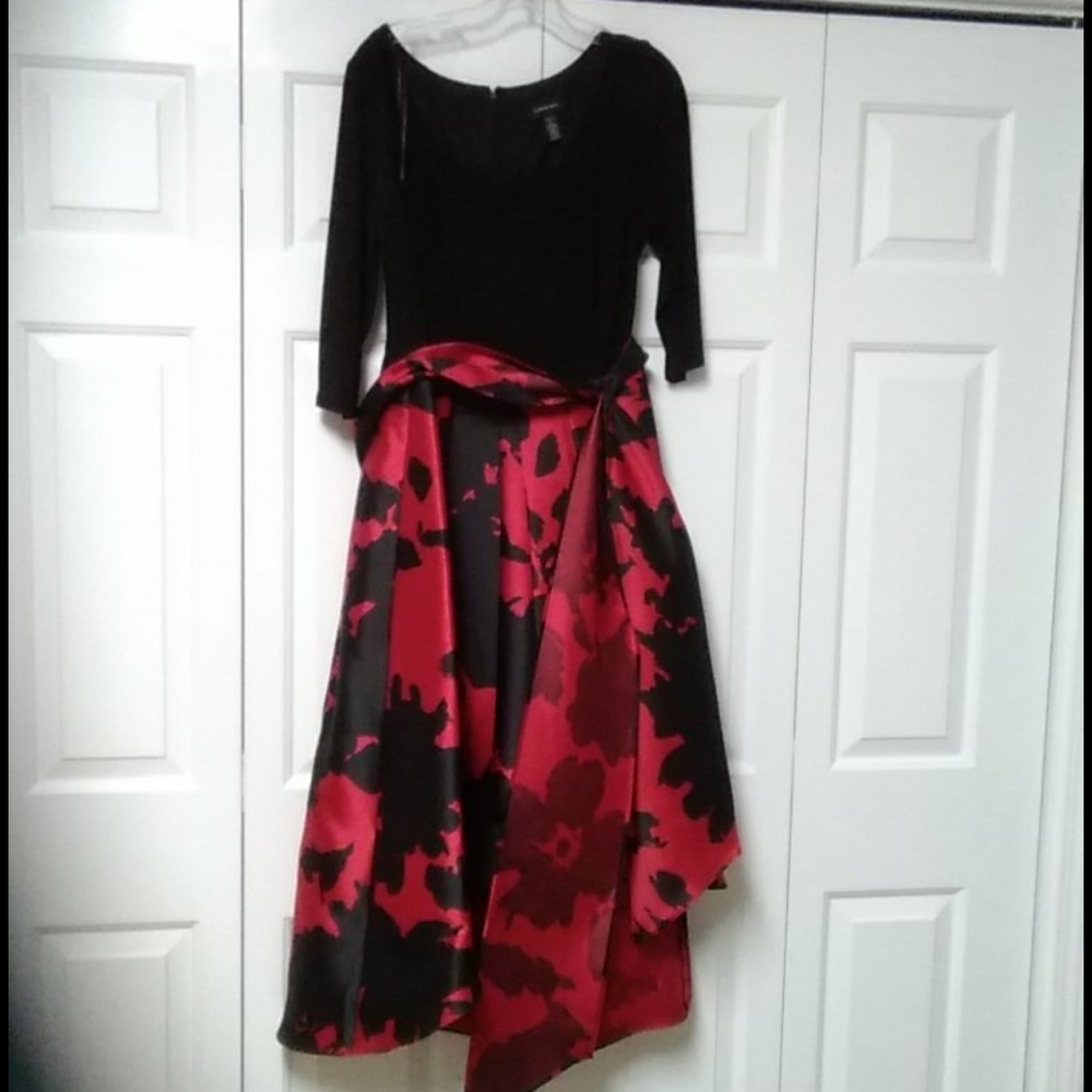 R & M RICHARDS DRESS